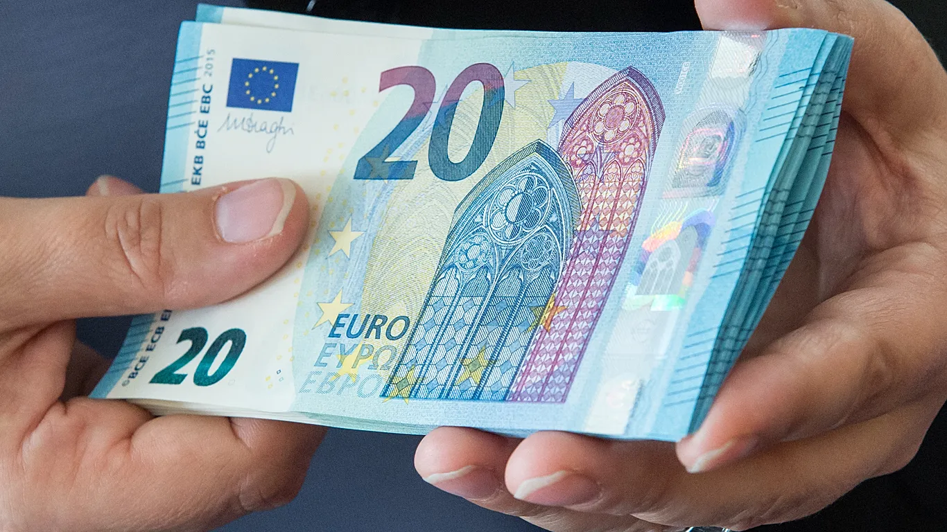 Hol a legmagasabb és a legalacsonyabb a minimálbér Európában?