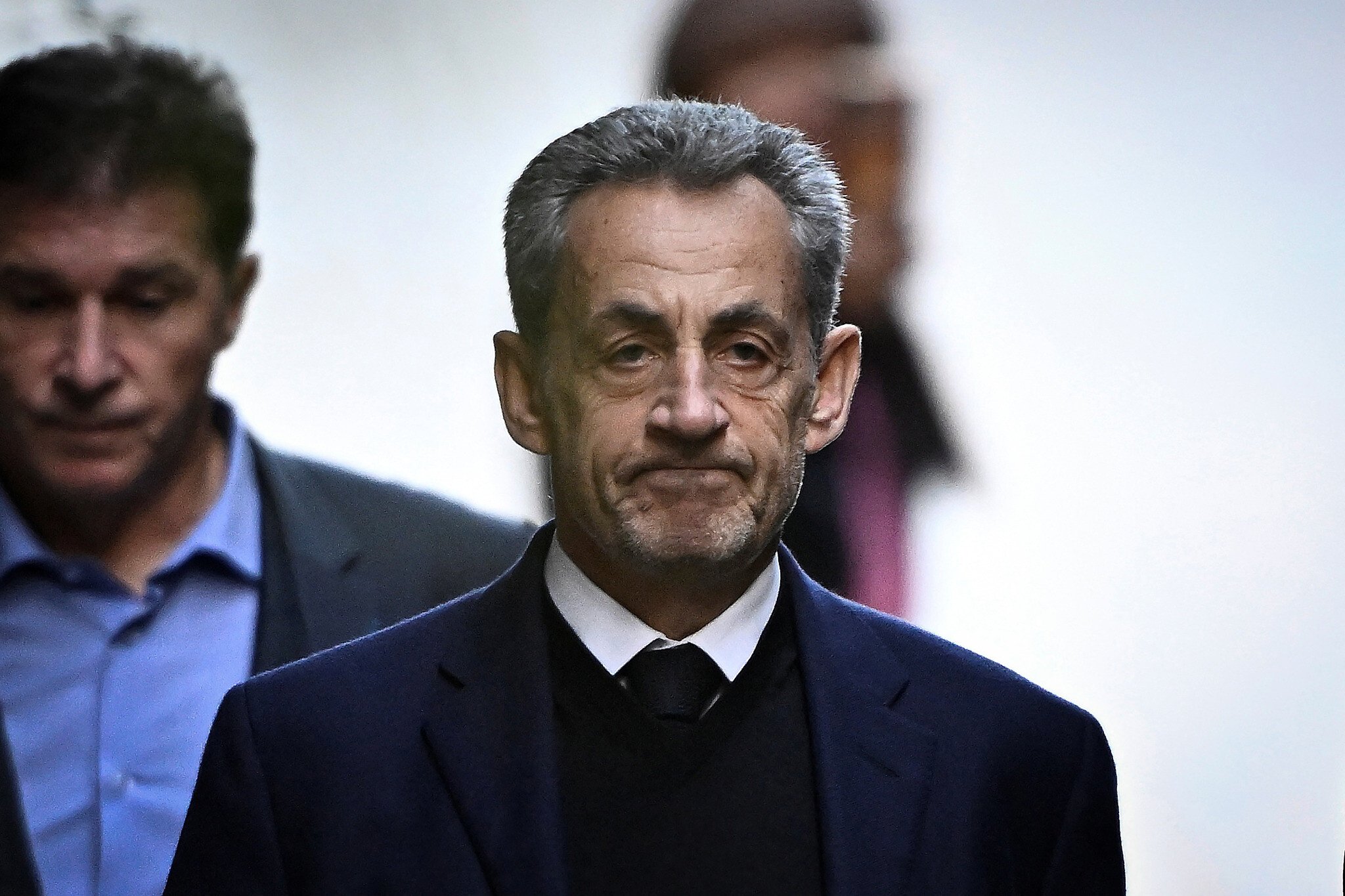 Feltételes szabadságra bocsátják Nicolas Sarkozyt