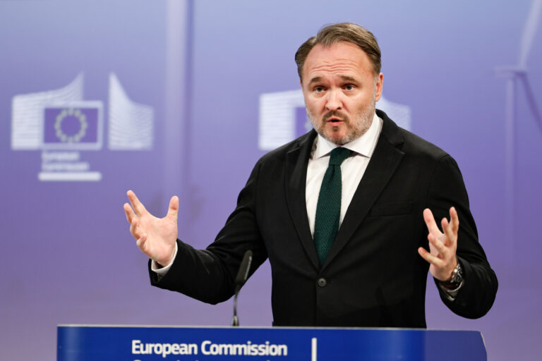 Az Európai Unió több mint egymilliárd euróval támogatja Ukrajna energiahálózatának helyreállítását