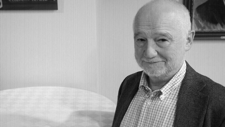 Nádasdy Ádám költő, nyelvész és műfordító 79 évesen elhunyt