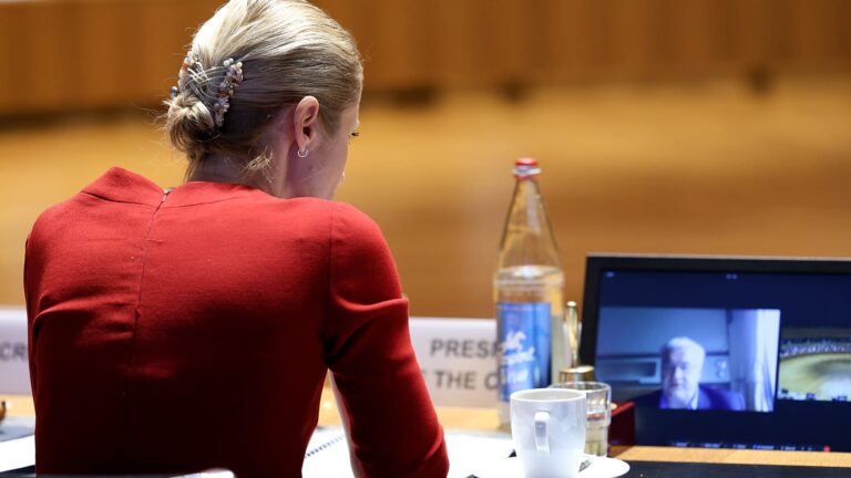 Az Európai Bizottság kereskedelmi korlátozásokat mérlegel izraeli telepárukra