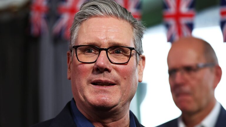 Keir Starmer távozott a brit miniszterelnöki posztról, utódjelöltje Andy Burnham