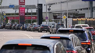 Üzemanyaghiány és hosszú sorok alakultak ki Oroszország töltőállomásain