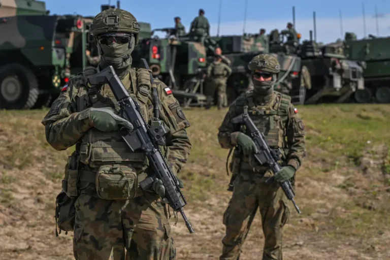 A CIA igazgatója közvetlenül figyelmeztette Lengyelországot orosz támadás veszélyére