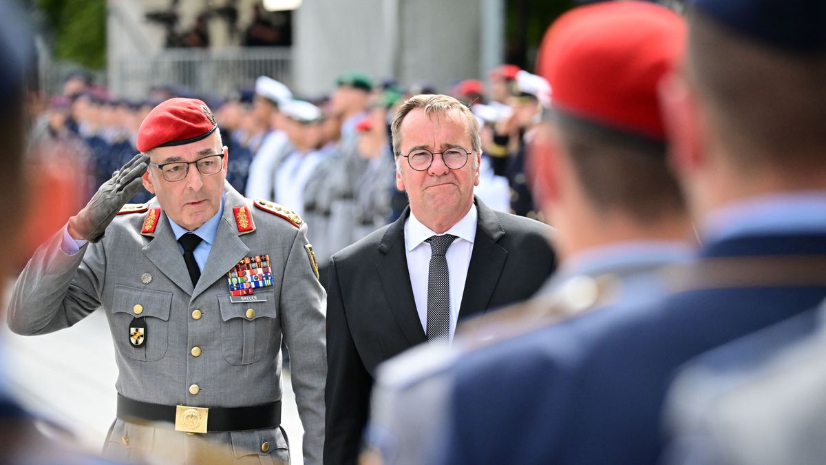 A NATO Breuert választotta a Katonai Bizottság élére
