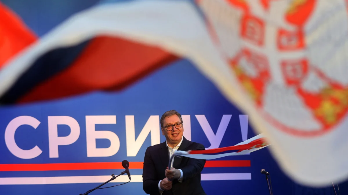 Aleksandar Vucic október 25-re előrehozott választást írt ki Szerbiában