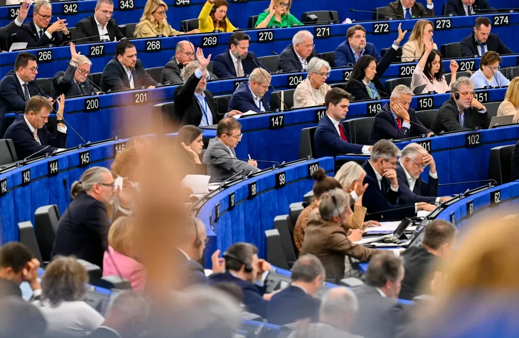 Az EP-jelentés az előző magyar kormányt is említi