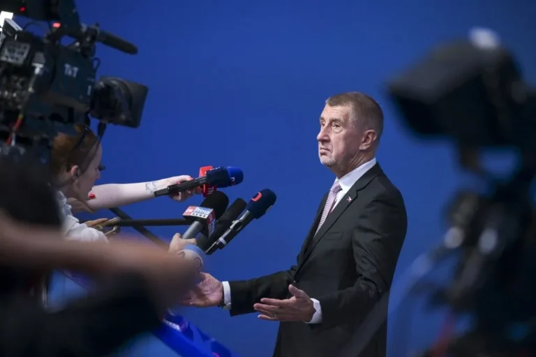 Babiš: Csehország segít Lengyelországnak, ha támadás éri