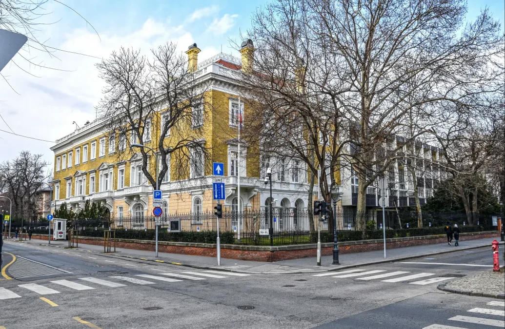 Konsztantyin Koszacsov: Brüsszel áll a budapesti orosz diplomaták kiutasítása mögött