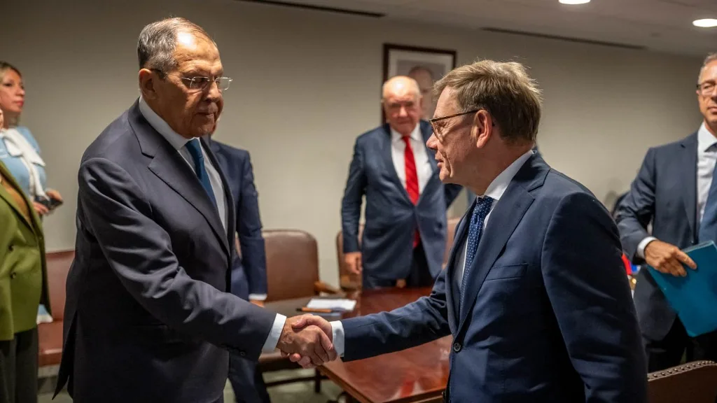 Lavrov és Wadephul az ENSZ székházában tárgyalt