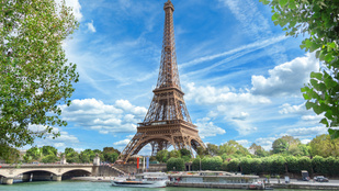 Lemond az Eiffel-tornyot üzemeltető cég vezérigazgatója