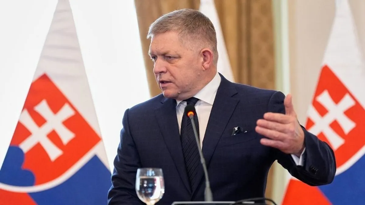 Robert Fico rendkívüli uniós csúcsot sürget az üzemanyagárak miatt