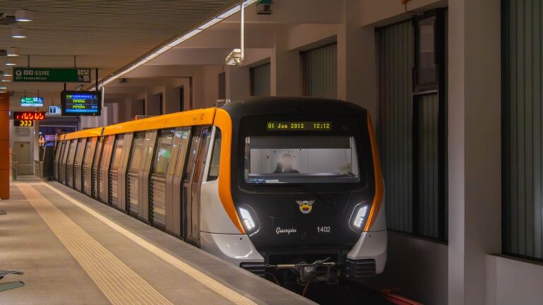 Romániában még mindig nem járnak az új Alstom-metrók