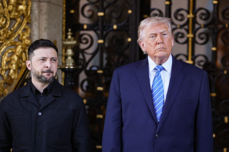 Zelenszkij szeptemberre Trump-találkozót tervez, amerikai fegyverszállításról tárgyalna