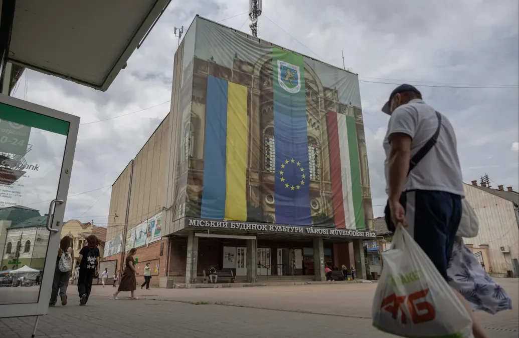 Az ukrán parlament elfogadta a kisebbségi oktatási törvényt