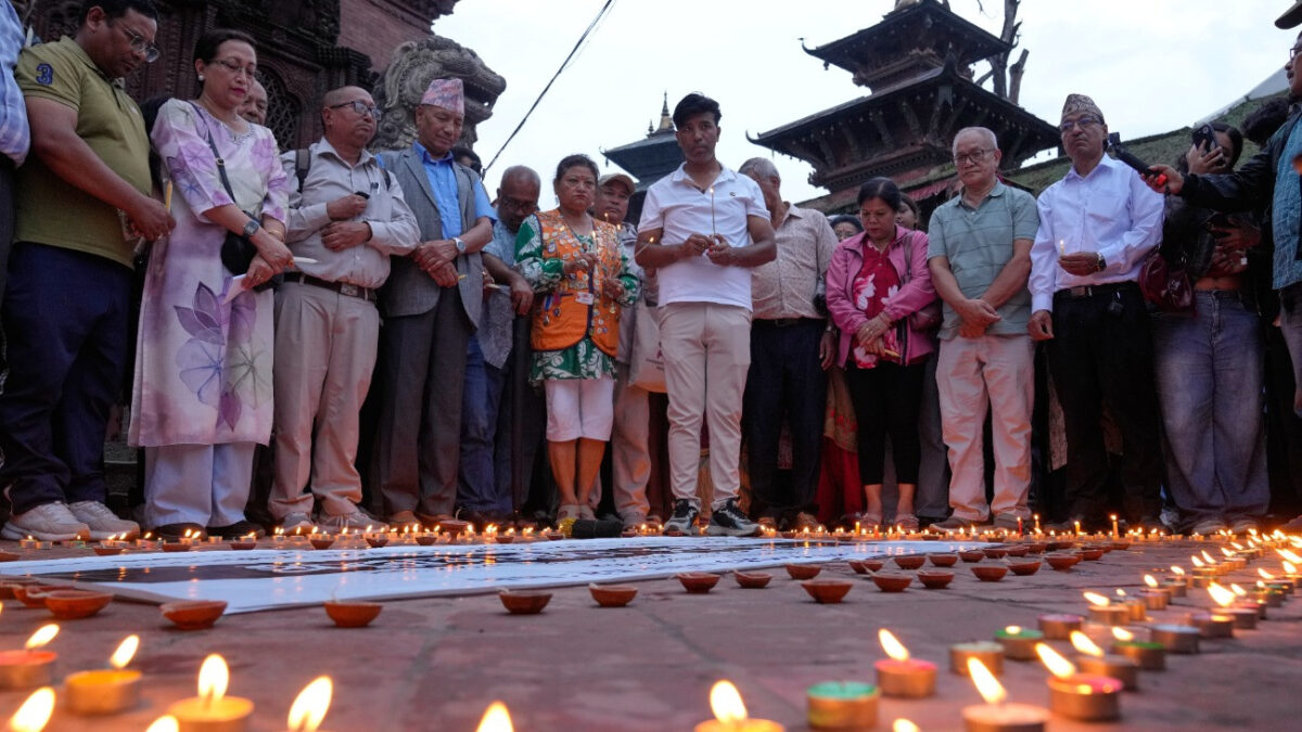 Katmandu leállította az eltűntek keresését a nepáli árvíz után