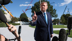 Trump vámokkal fenyegette Franciaországot és támadta a német energiapolitikát